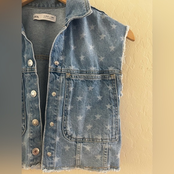 Girls ZARA Demin Vest sz 8-9 - Picture 2 of 5